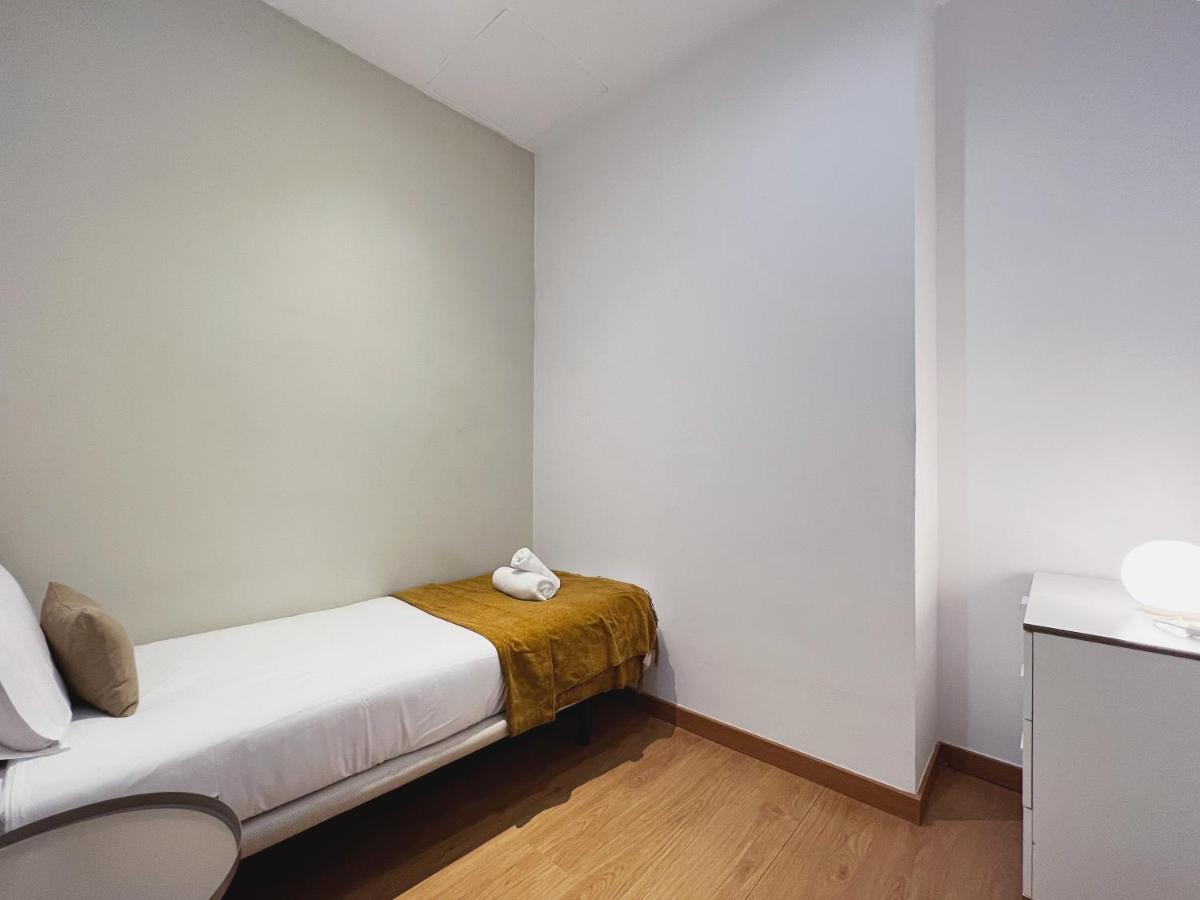 Stay U-Nique Apartments Vila De Gracia Barcellona Esterno foto